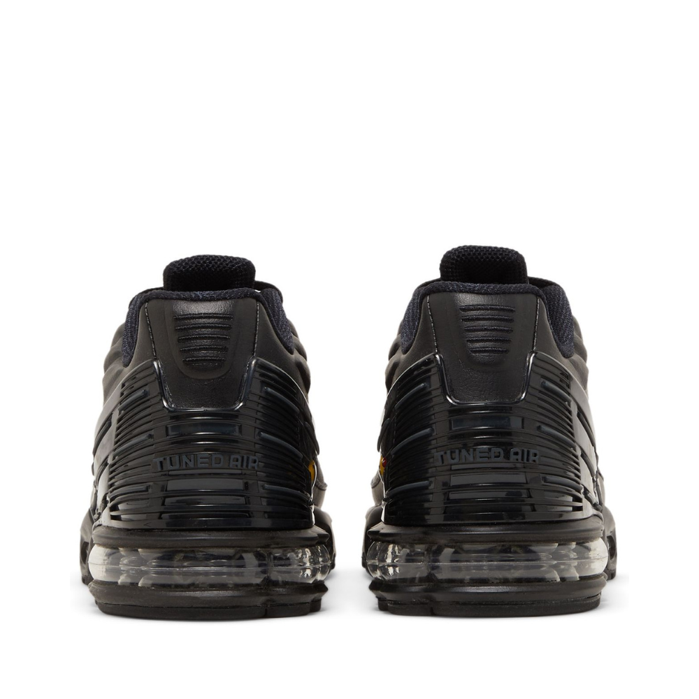 Nike Air Max Plus 3 Leather 'Triple Black' S37